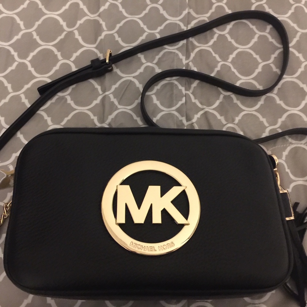 MICHAEL michael KORS BLACK FULTON CROSSBODY
